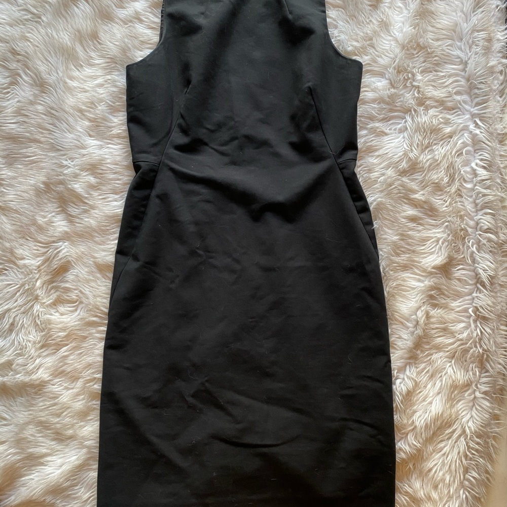 Shell Work Dress - Picture 5 of 6